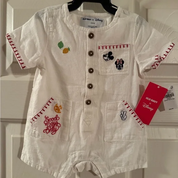 NWT‼️ Old Navy Disney~Cream Baby Romper with Embroidery, Size 3-6M Really cute! - Picture 6 of 10